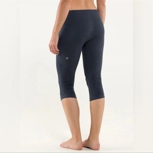 Lululemon Dark Gray in The Flow Crop Scrunch Midrise Compression Capri Leggings